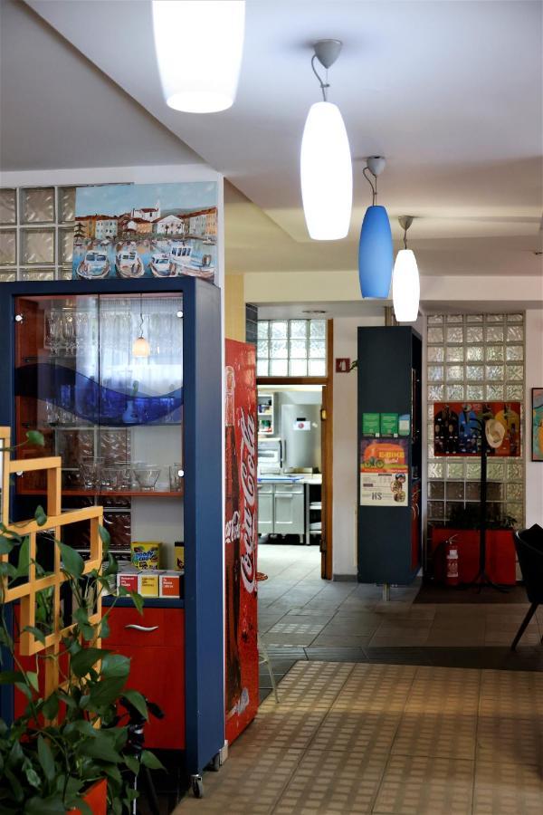 Hostel Soline Portoroz Ngoại thất bức ảnh