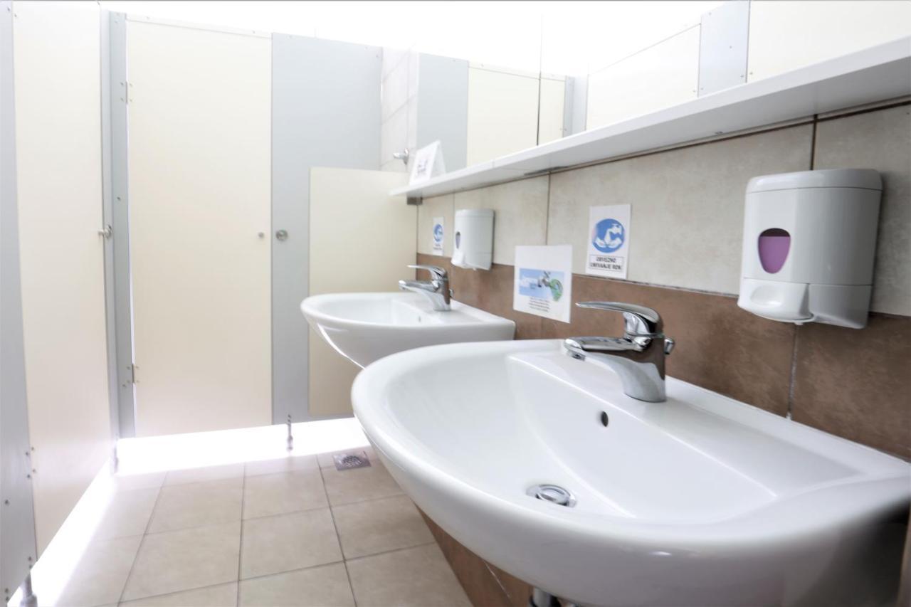 Hostel Soline Portoroz Ngoại thất bức ảnh
