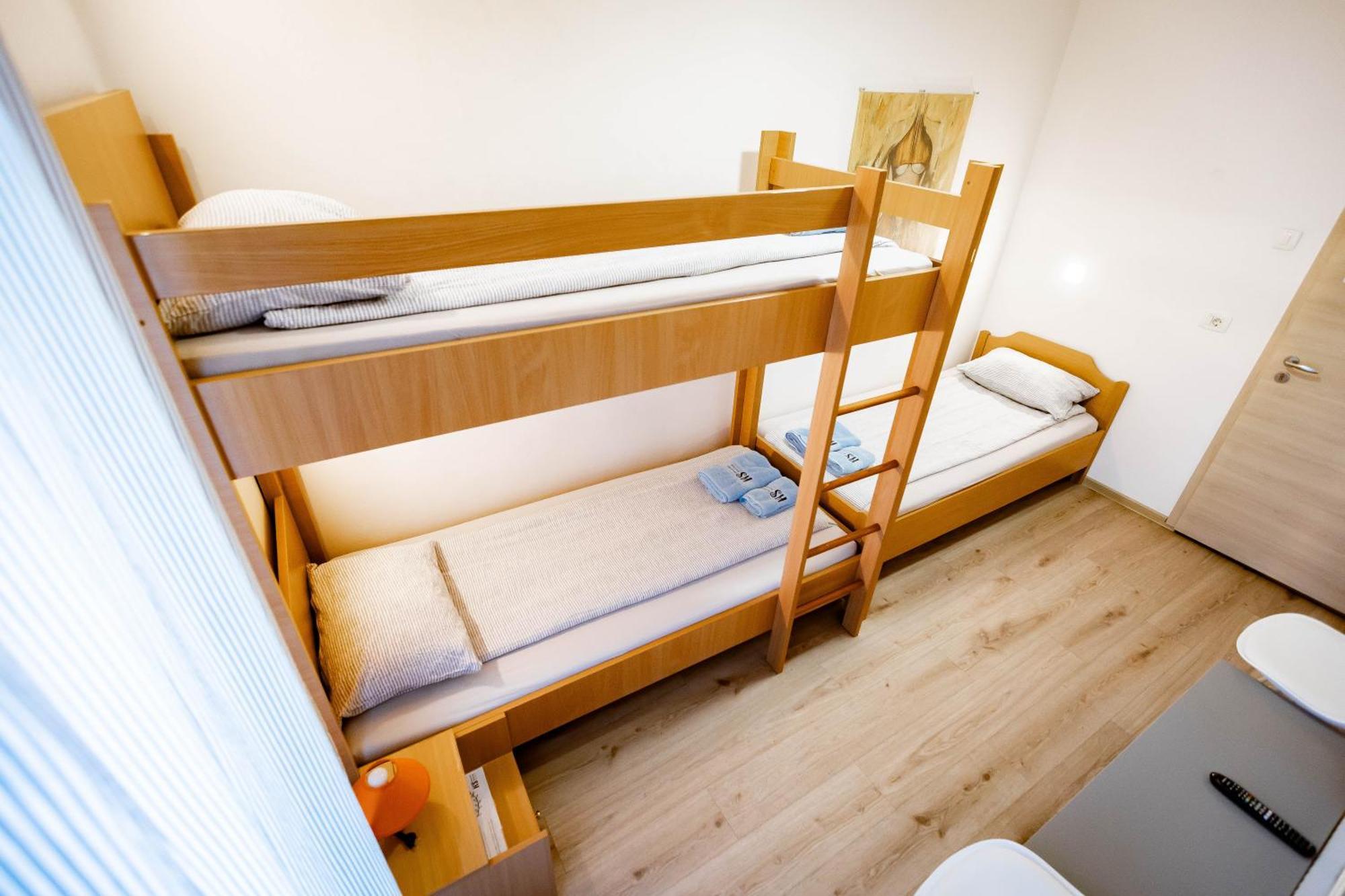 Hostel Soline Portoroz Ngoại thất bức ảnh