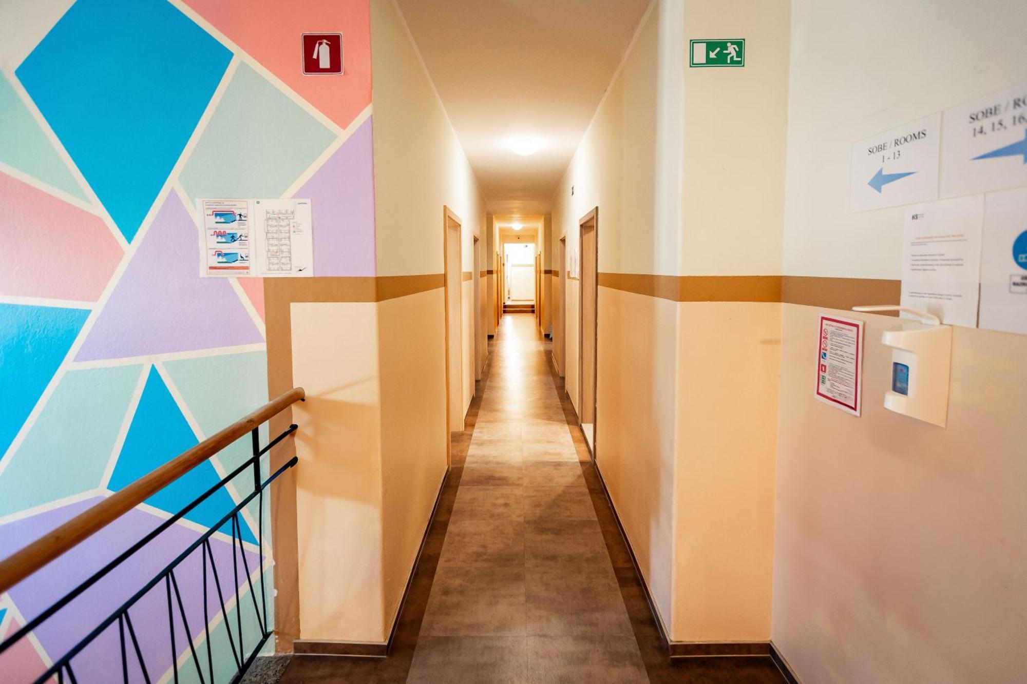 Hostel Soline Portoroz Ngoại thất bức ảnh
