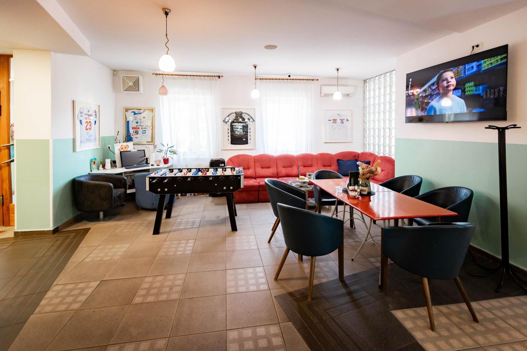 Hostel Soline Portoroz Ngoại thất bức ảnh